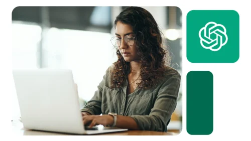 Mulher de óculos, com expressão concentrada, utiliza notebook branco em ambiente moderno e ao lado do ícone do ChatGPT.